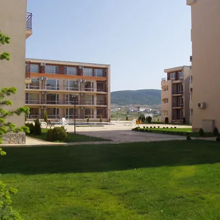 Eds Bulgarian Sunny Dreams * ساني بيتش